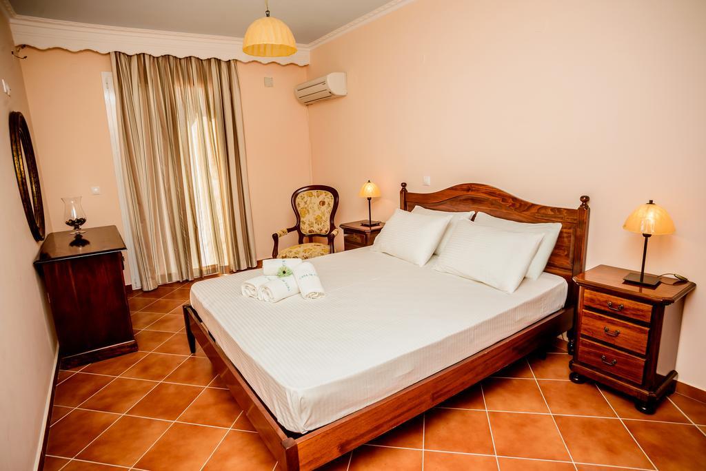 Casa Di Luna Lourdata  Luaran gambar